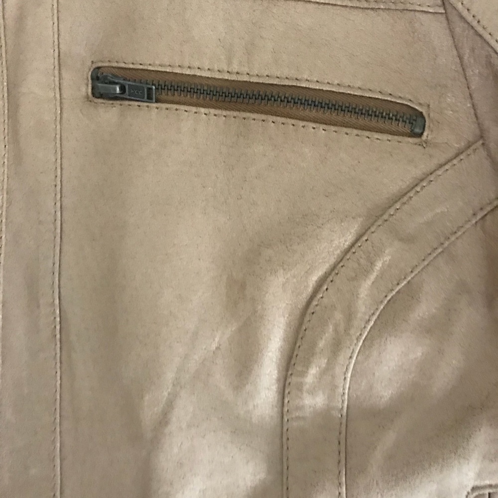Leather jacket - Picture 2 of 3